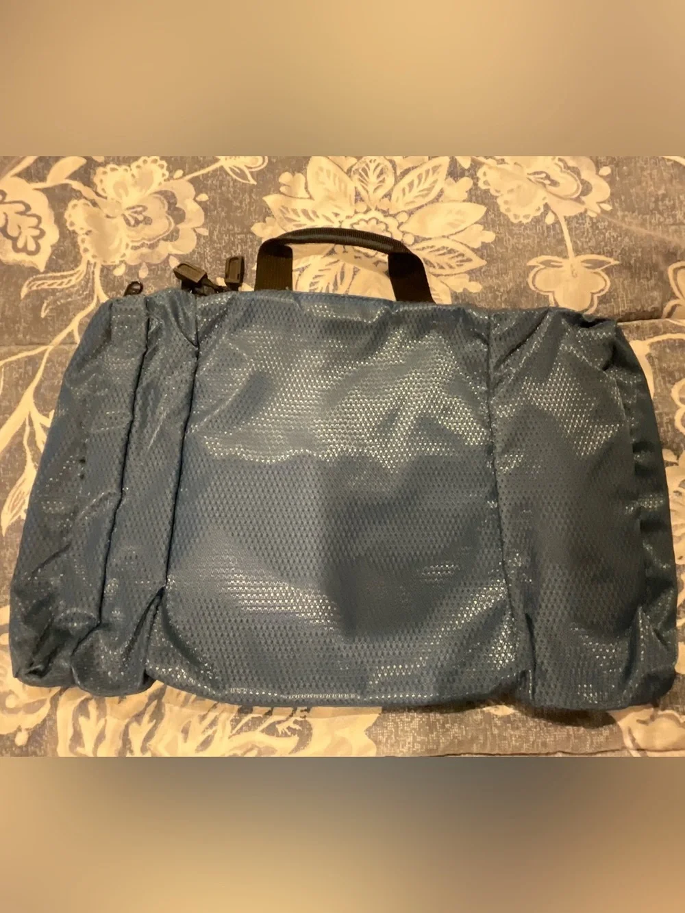 eBags Travel Toiletry Bag, Blue - Picture 2 of 4